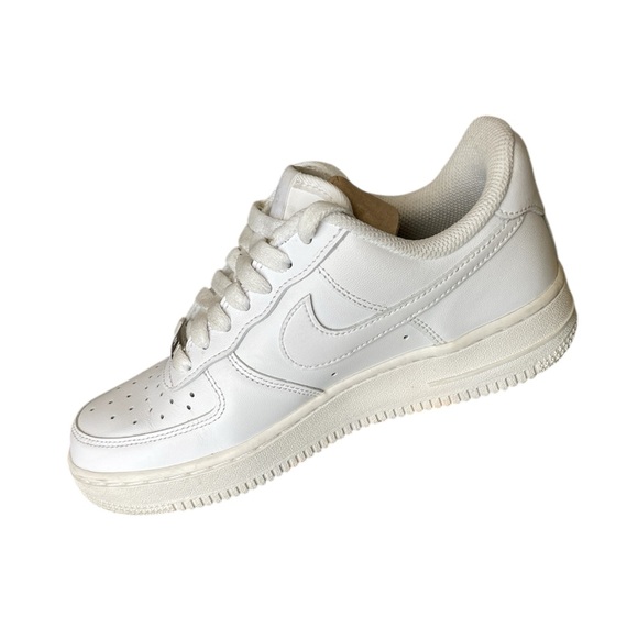 NIKE Air Force 1 Low “Triple White” Size 6 - Picture 1 of 4